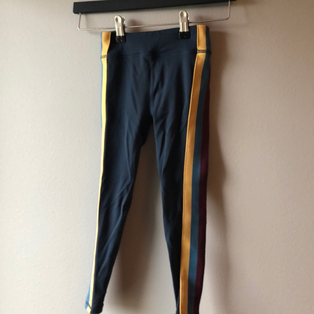 Girls spiritual gangster leggings size 6